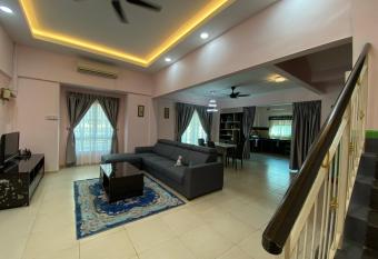 [Fully A/C] Spacious And Comfy Casa San Uno has Balcony rooms