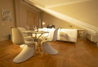 Palazzo Emilia Suites allows 18 year olds to book a room