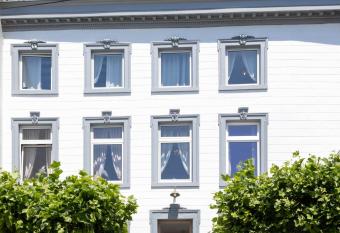 Huis van Loon has Balcony rooms