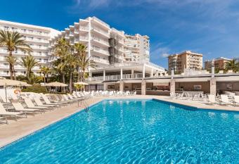 Globales Palmanova has Balcony rooms