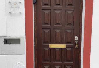 Alojamento Amor de M  e has Balcony rooms