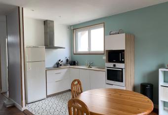 Maison Limoges 3 chambres has Balcony rooms