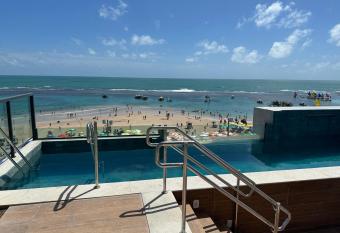 Porto Galinhas frente mar Mikonos allows 18 year olds to book a room