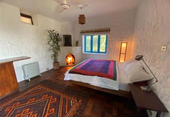 Samarkand House has Balcony rooms