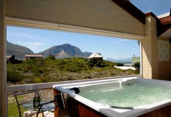 Honey Moon Suite Holiday Home has Balcony rooms