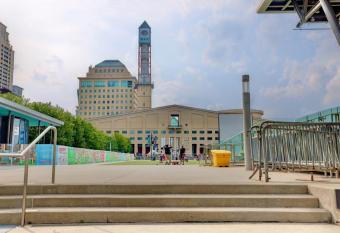 Grand Royal condos SQ One Mississauga has Balcony rooms