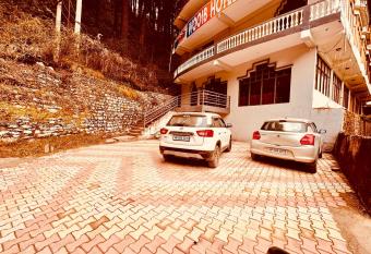 Hotel Daulat Classic - In City Centre has Smoking/Balcony rooms