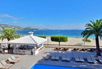 Innside by Meli   Cala Blanca allows 18 year olds to book a room