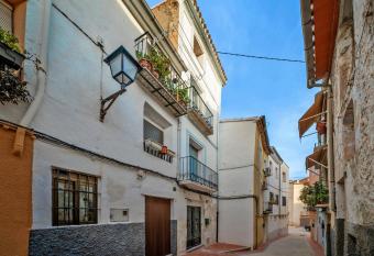 7 Pisos Casa Rural de Pueblo has Balcony rooms