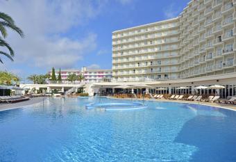 Sol Guadalupe allows 18 year olds to book a room