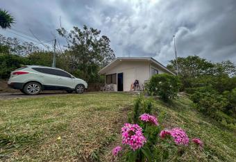 Casa Urraca, disfrutar de la magia de Monteverde! has Balcony rooms