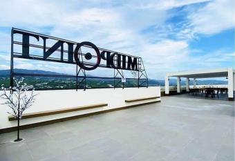 Staycation Midpoint Res. allows 18 year olds to book a room