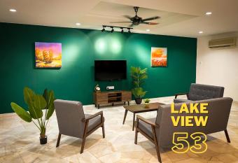 Lake View 53 Heritage by LOUIS allows 18 year olds to book a room