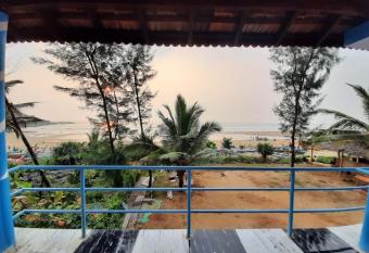 Seashore Beach Stay has Smoking/Balcony rooms