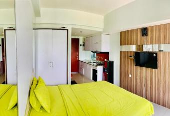 Apartemen Mahogany By Ruang Sultan has Balcony rooms