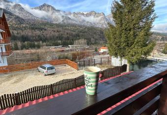 Casa Rares Busteni has Balcony rooms