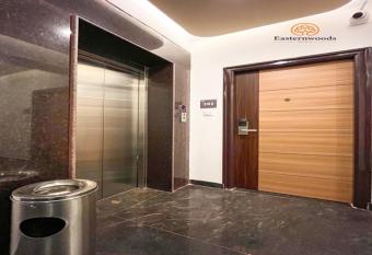 Easternwoods Hotels allows 18 year olds to book a room