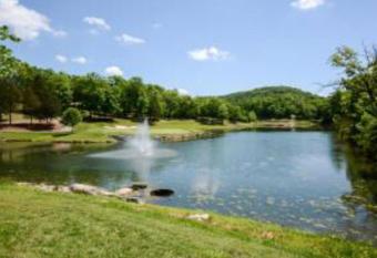 1037 Branson Luxury Retreat-Golf view-Silver Dollar city has Balcony rooms