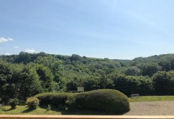 Meadow Cottage. Pretty modern cottage close to Woolacombe and Lee has Balcony rooms