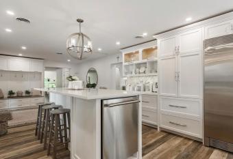 The inn has Balcony rooms