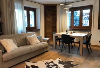 4Seasons appartamenti has Balcony rooms