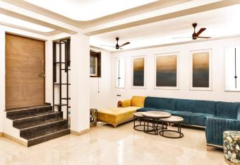 4Bhk Luxurious Villa - North Goa allows 18 year olds to book a room