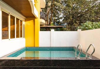 Luxurious 4bhk Villa - North Goa allows 18 year olds to book a room