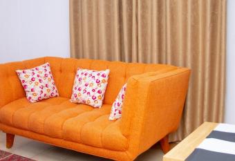 zaza apartments allows 18 year olds to book a room