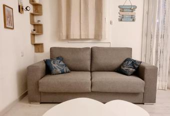 100 m de la plage - Les Cigales de Mer - Studio Cabine - Parking has Balcony rooms