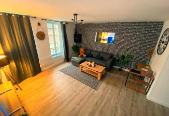 Super Appartement T3 proche gare has Balcony rooms