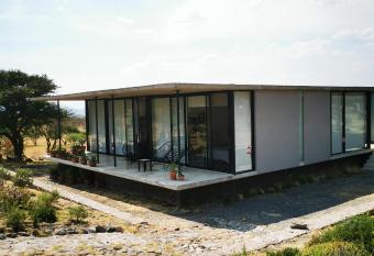 Casa Terra SMA allows 18 year olds to book a room