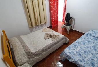 Casa Cai  ara Centro has Smoking/Balcony rooms