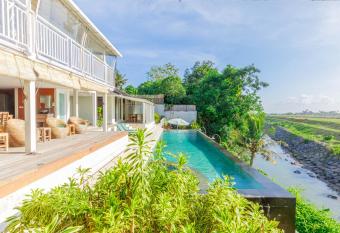 Villa Le Jardin de Bali Abian Saba has Balcony rooms