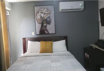 Pearl of the City has Balcony rooms