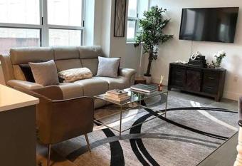 Lovely 2 Bedroom Apartment Upper West Side NYC has Balcony rooms