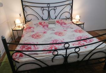 Ne   apartmani has Balcony rooms