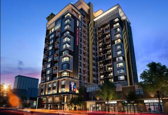 One Euphoria Luxe Hotel allows 18 year olds to book a room