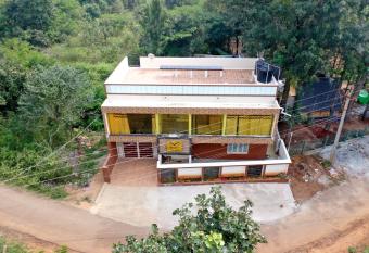 Muskan Paradise Yelagiri By Lexstays has Balcony rooms