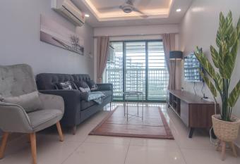 Alam Sanjung Seksyen 22 @ Shah Alam by Idealhub has Balcony rooms