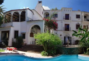 Hotel Residencia Miami has Balcony rooms