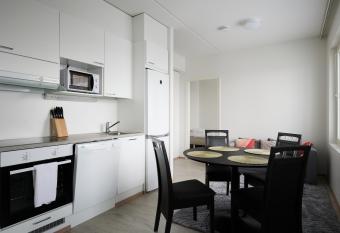 New apartment, two bed room, free car park has Balcony rooms