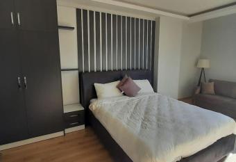 #257 welcomes you home has Balcony rooms