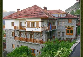 HOTEL MARI Metsovo has Balcony rooms