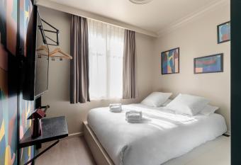 La Loge Gogaille - Corneille - Acc  s autonome allows 18 year olds to book a room