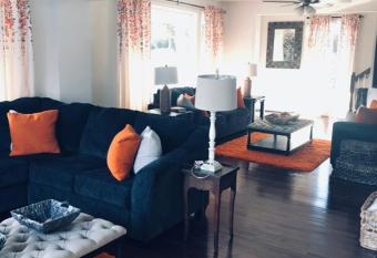 Naomi   s Bed & Breakfast has Balcony rooms