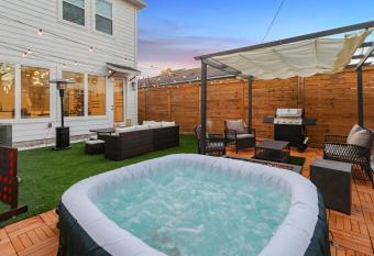 Hot tub Hotspot - Backyard, Movie Room - NRG has rooms with a private hot tub