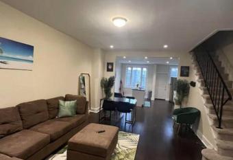 3 bedroom house has Balcony rooms