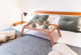 [CANTU-COMO] WiFi, Design & Relax has Balcony rooms