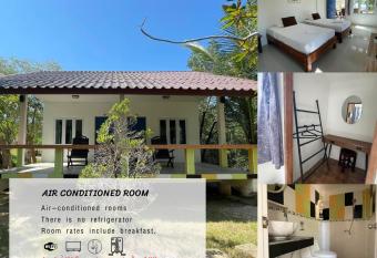 To sea bed&breakfast by nitipornresort has Balcony rooms