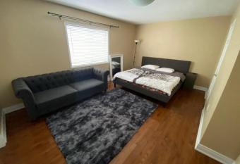 Lovely Luxury Home has rooms with a private hot tub